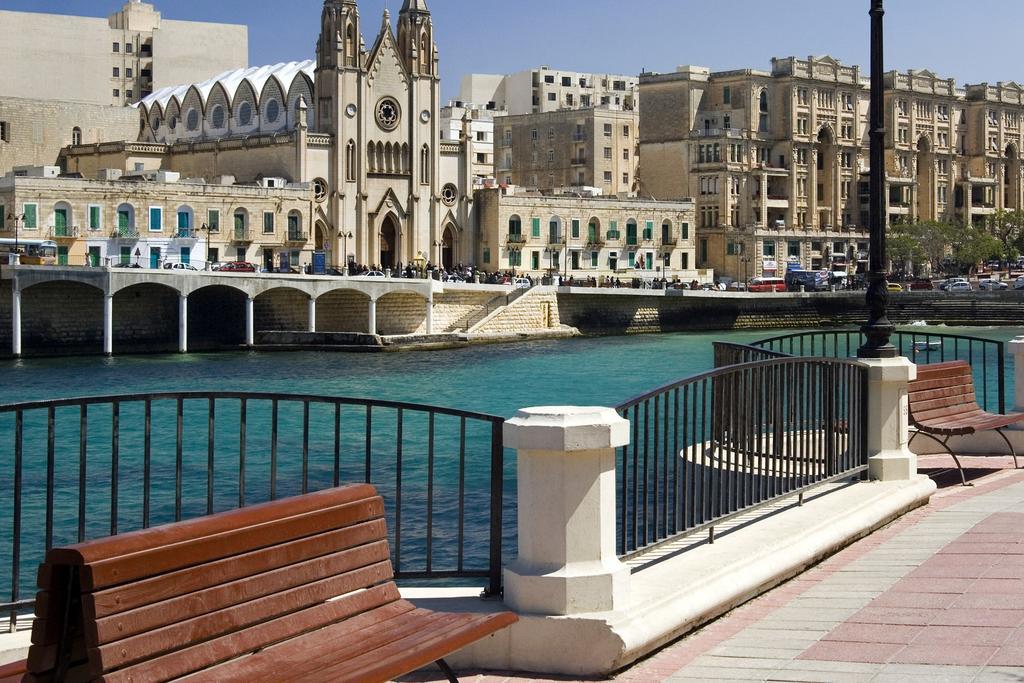סליאמה Apartment With Stunning Seaviews מראה חיצוני תמונה