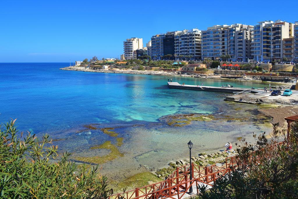 סליאמה Apartment With Stunning Seaviews מראה חיצוני תמונה