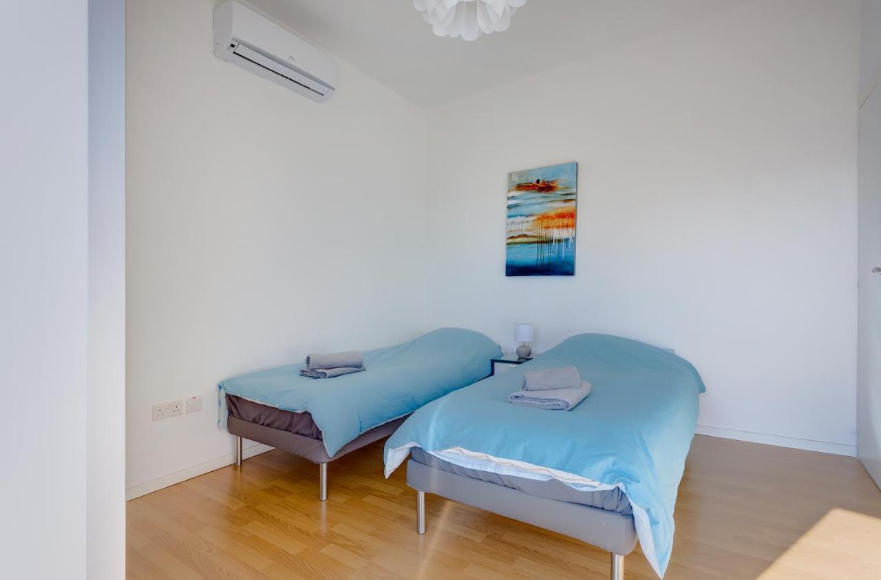 סליאמה Apartment With Stunning Seaviews מראה חיצוני תמונה