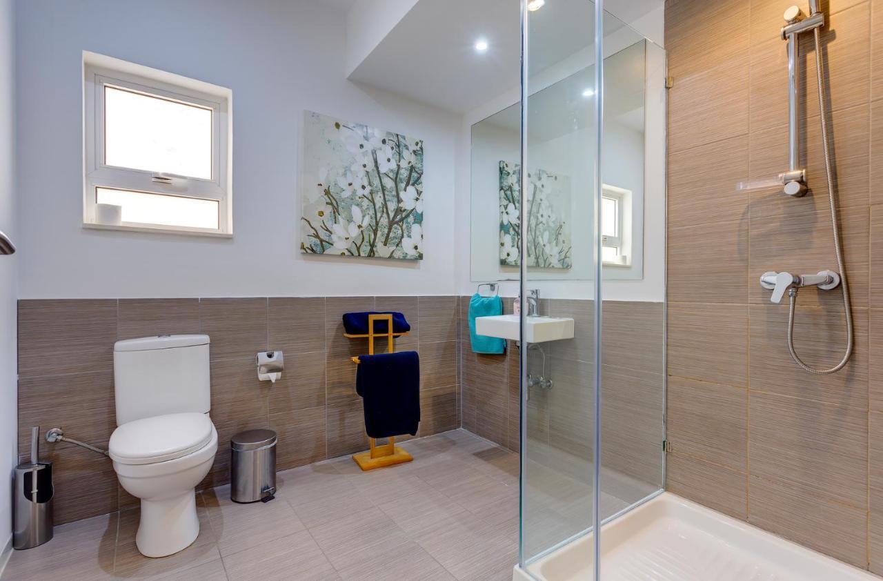 סליאמה Apartment With Stunning Seaviews מראה חיצוני תמונה