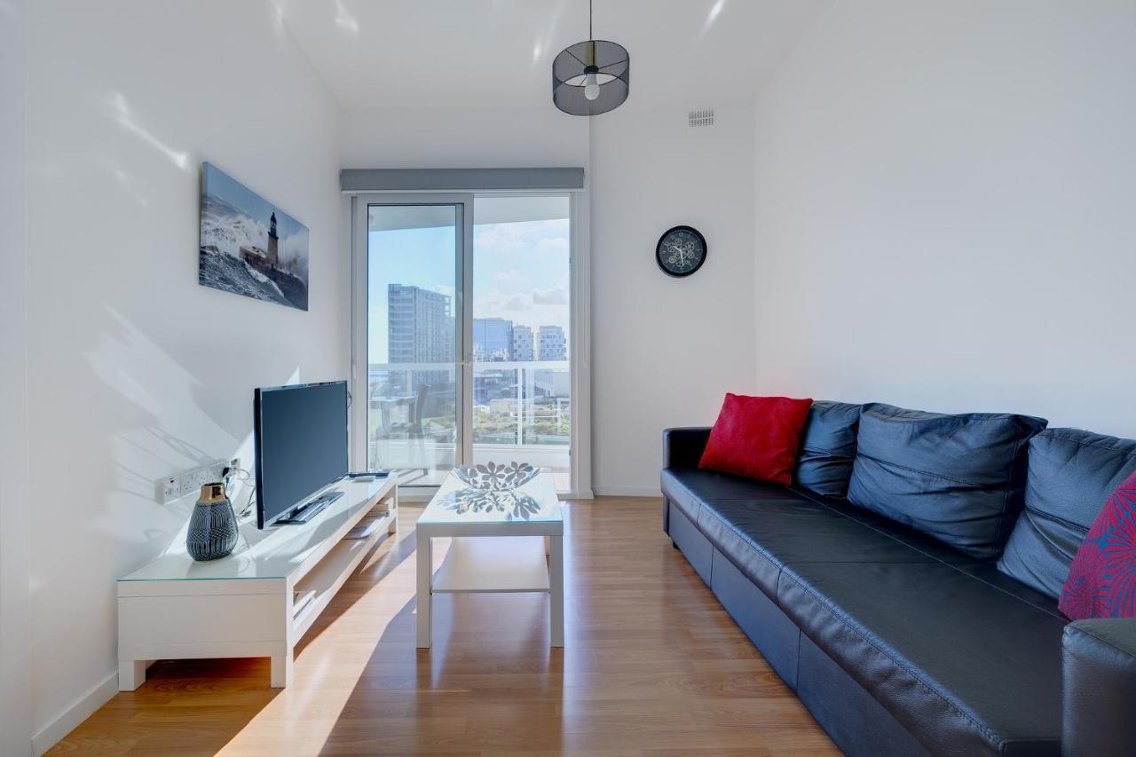 סליאמה Apartment With Stunning Seaviews מראה חיצוני תמונה
