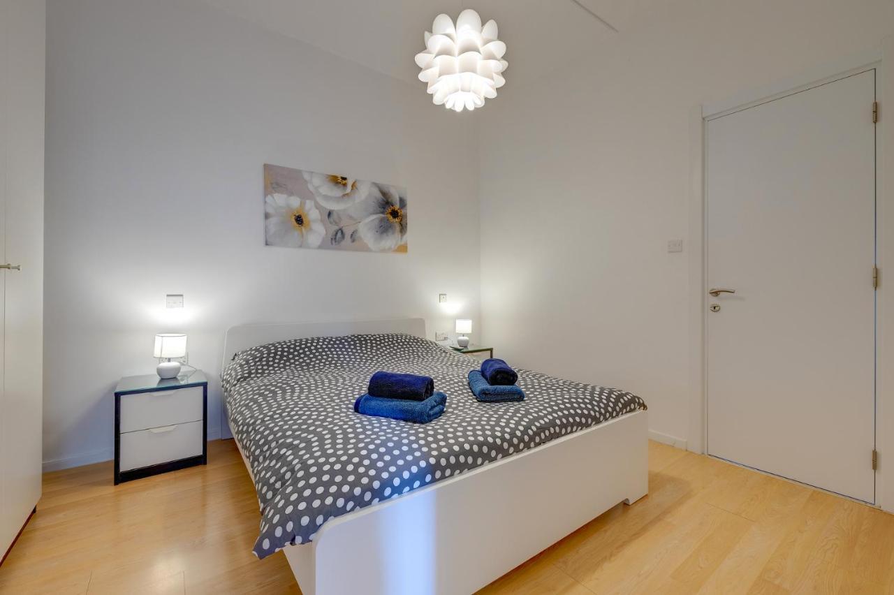 סליאמה Apartment With Stunning Seaviews מראה חיצוני תמונה